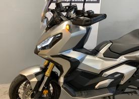 HONDA X-ADV 750 